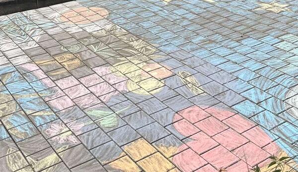 Straßenkunst im Kinder und Jugendheim